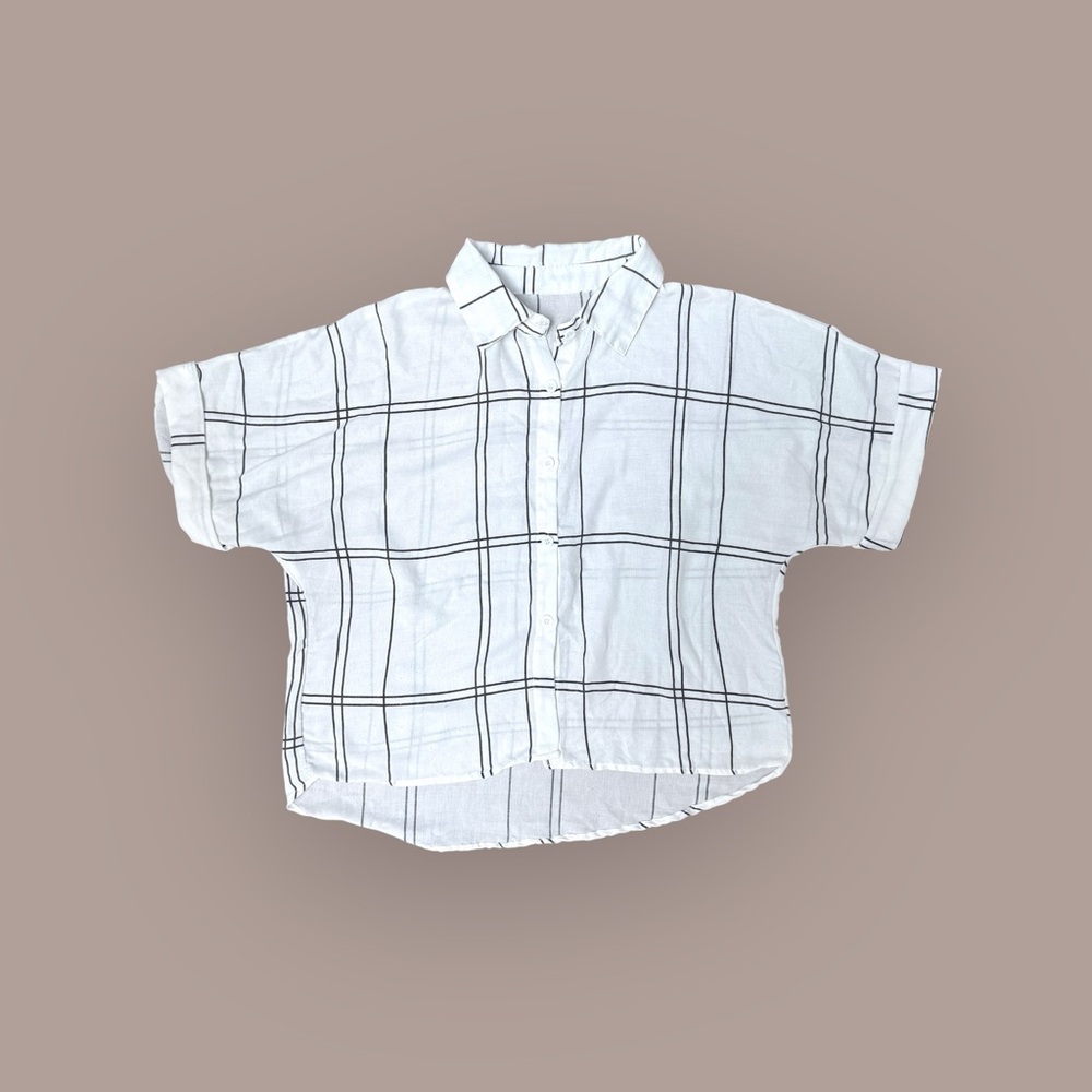 Shein Short Sleeve Small White Plaid Button-up